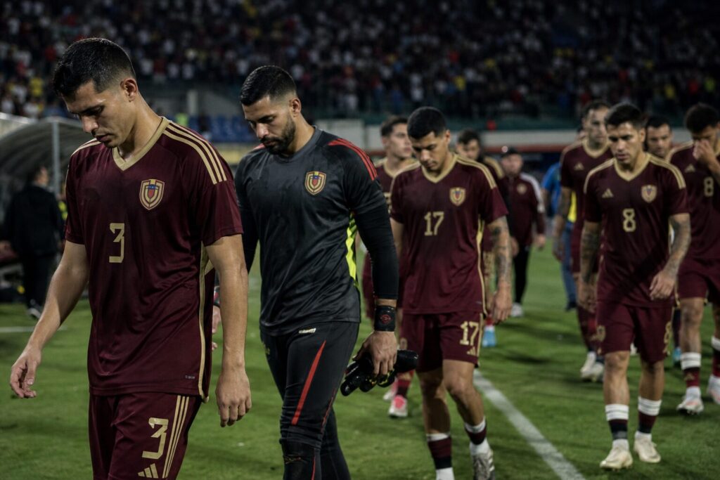 Jugadores de Venezuela durante su campaña de eliminatorias al Mundial 2026